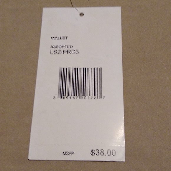 Betsey Johnson wallet - Picture 3 of 8